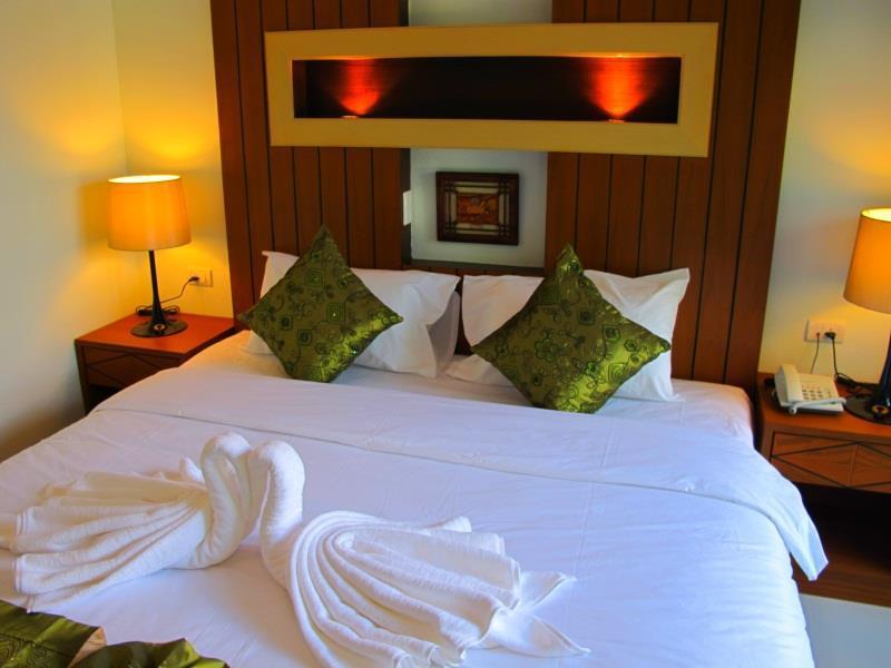 The Chambre Patong Екстериор снимка