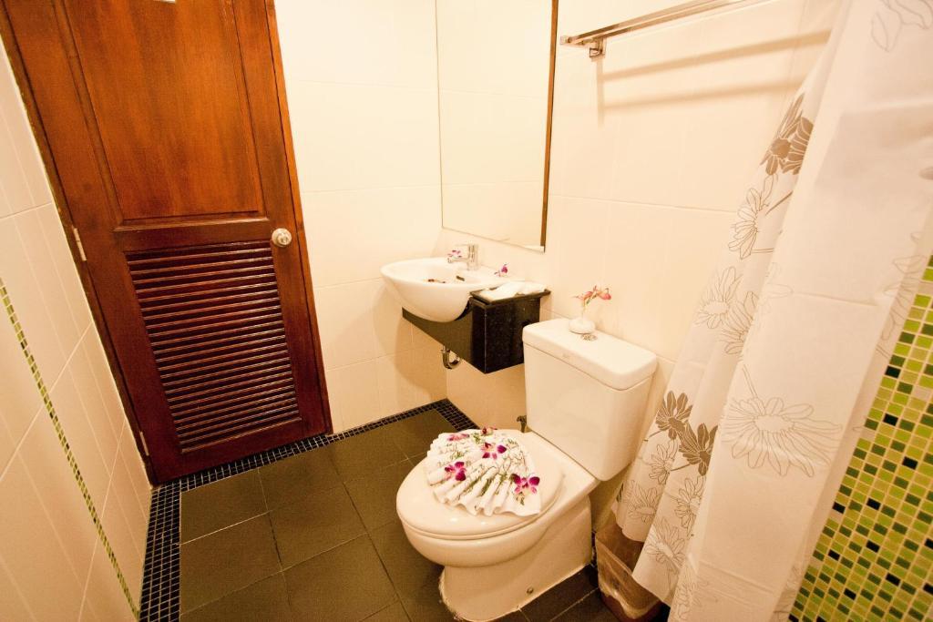 The Chambre Patong Стая снимка