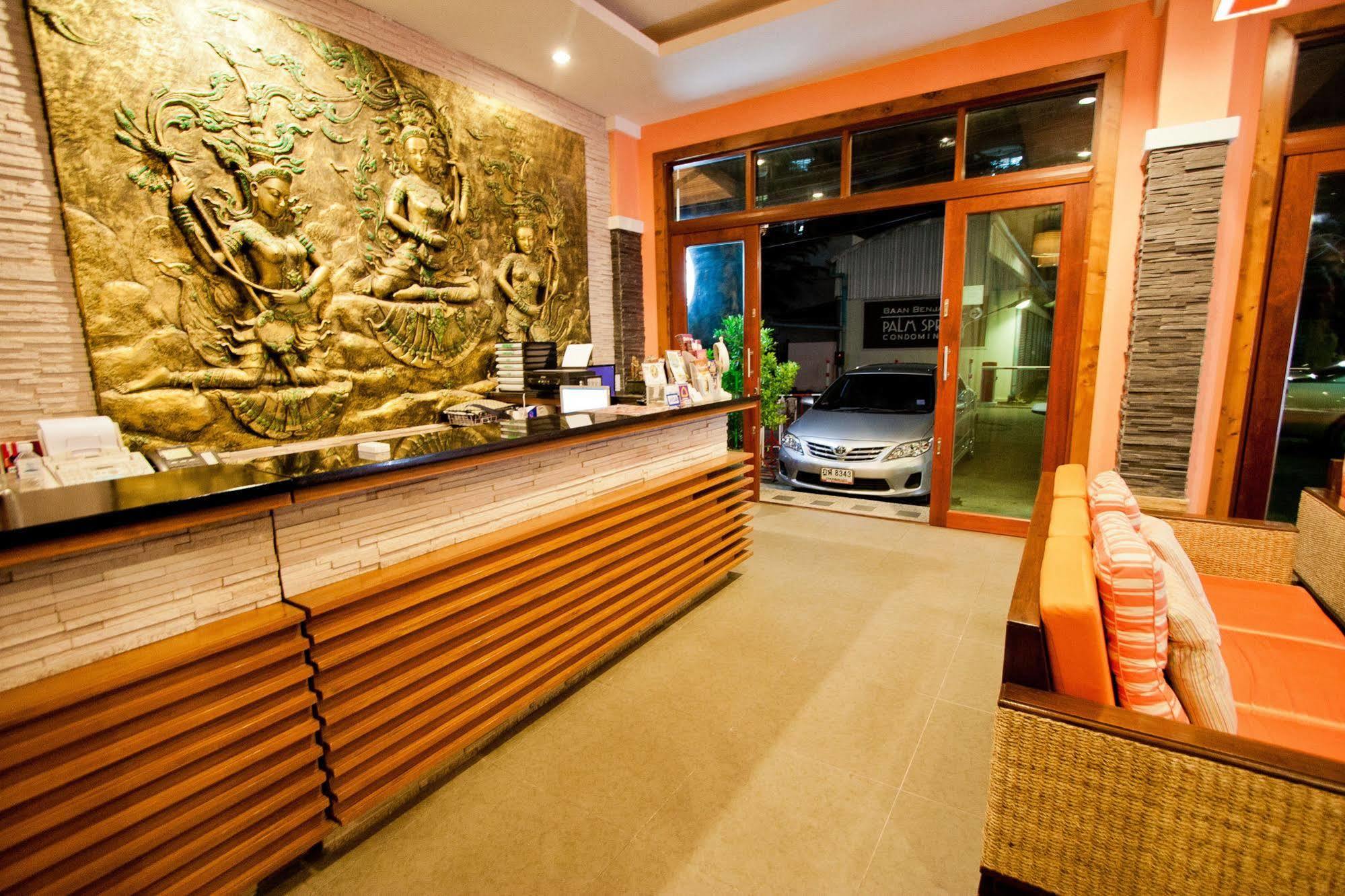 The Chambre Patong Екстериор снимка